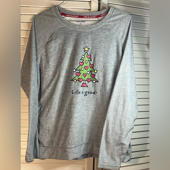 LIFE is GOOD Sleep lounge long sleeve with holiday tree and hearts/super soft - Picture 1 of 5